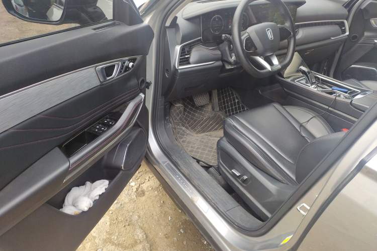 Used Bestune T99 2020 20TD Automatic Sport Premium Edition Driver Seat
