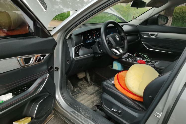 Used Bestune T99 2020 20TD Automatic Premium Edition Driver Seat