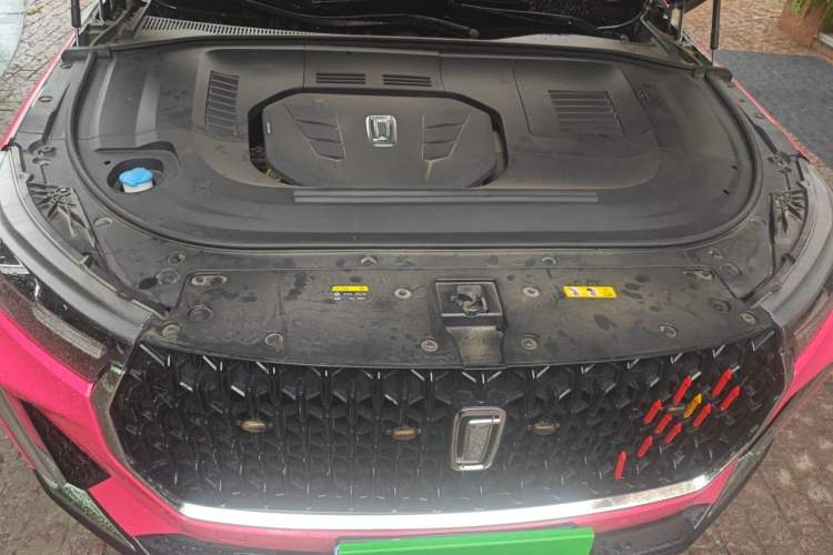 Used Bestune T99 2020 20TD Automatic Sport Premium Edition Engine Bay