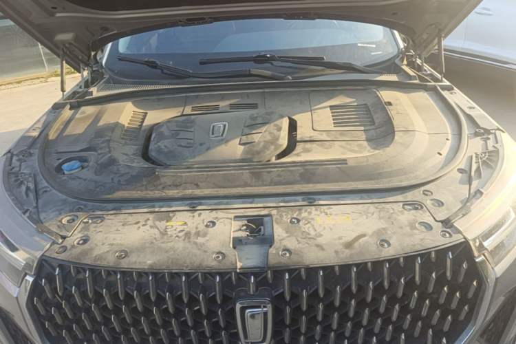 Used Bestune T99 2020 20TD Automatic Premium Edition Engine Bay
