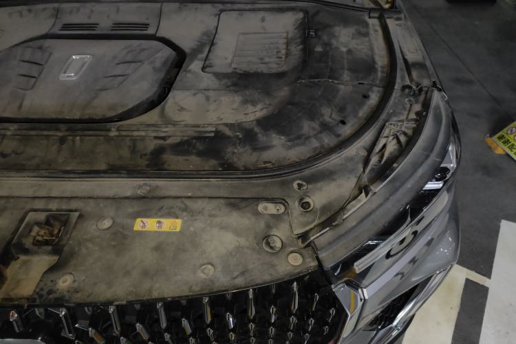 Used Bestune T99 2020 20TD Automatic Flagship Model Engine Bay Left