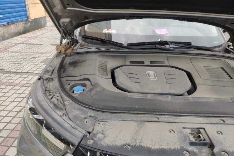 Used Bestune T99 2020 20TD Automatic Premium Edition Engine Bay Right