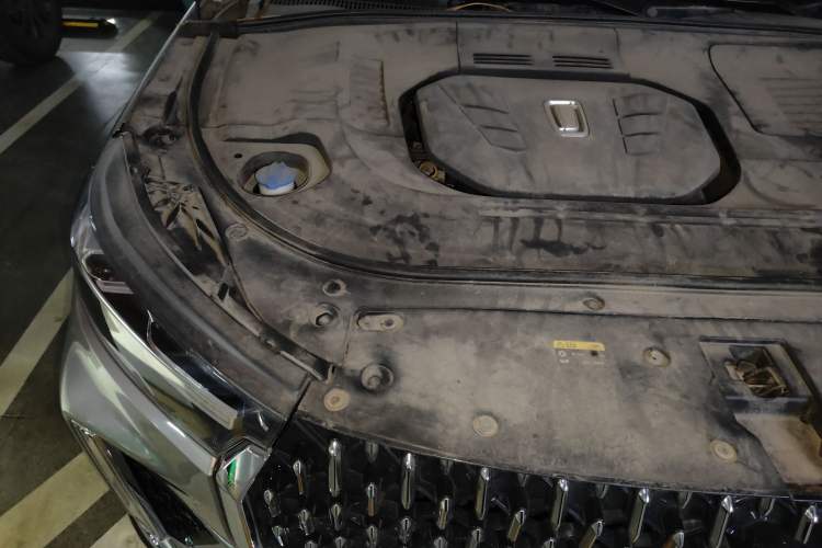 Used Bestune T99 2020 20TD Automatic Flagship Model Engine Bay Right