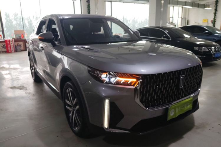 Used Bestune T99 2020 20TD Automatic Luxury Edition Front Right 45 Deg