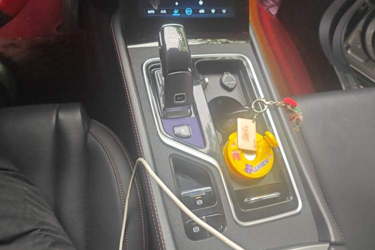 Used Bestune T99 2020 20TD Automatic Sport Premium Edition Gear Lever