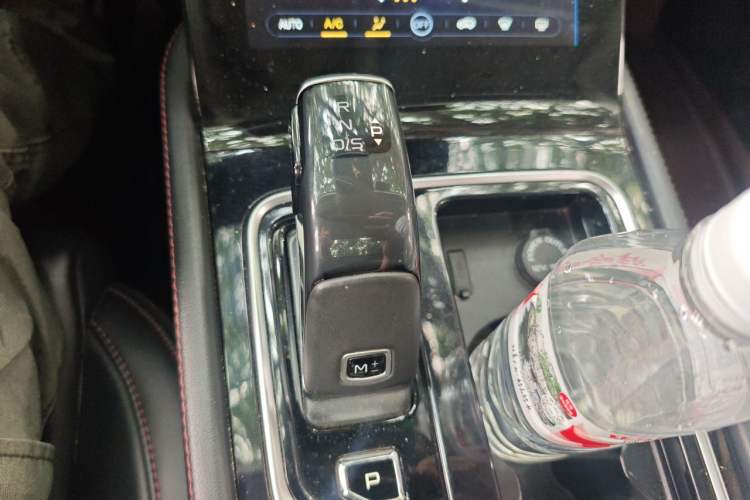 Used Bestune T99 2020 20TD Automatic Prestige Edition Gear Lever