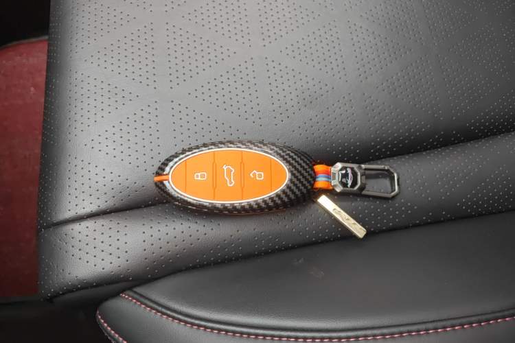 Used Bestune T99 2020 20TD Automatic Sport Premium Edition Interior 1