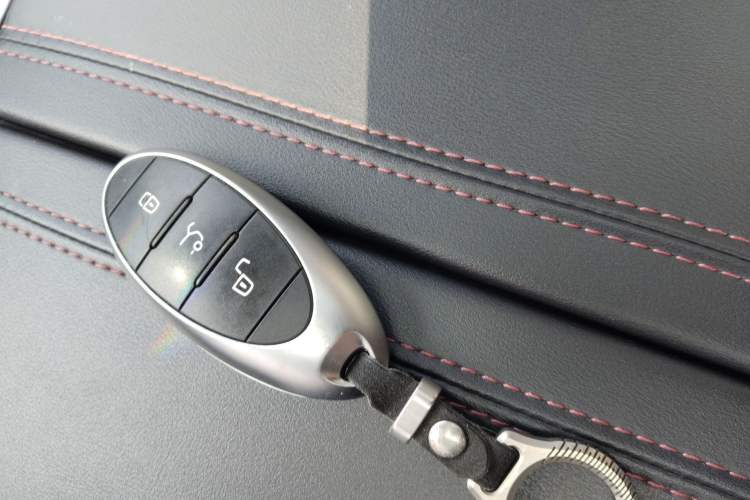 Used Bestune T99 2020 20TD Automatic Sport Luxury Edition Interior 1