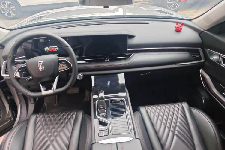 Used Bestune T99 2020 20TD Automatic Prestige Edition Interior 3