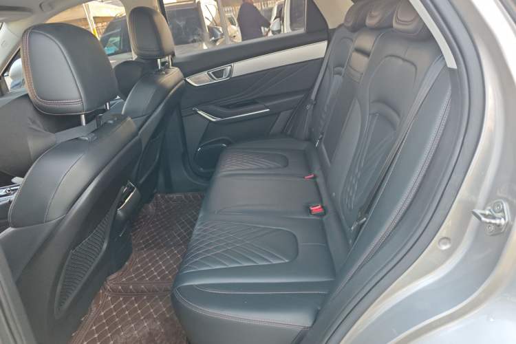 Used Bestune T99 2020 20TD Automatic Premium Edition Interior 4