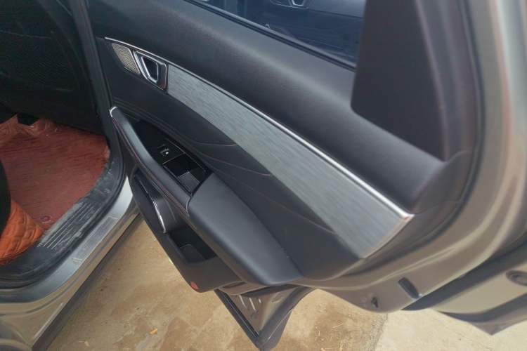Used Bestune T99 2020 20TD Automatic Premium Edition Interior 6