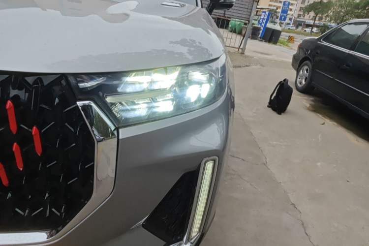 Used Bestune T99 2020 20TD Automatic Sport Premium Edition Left Front Headlight