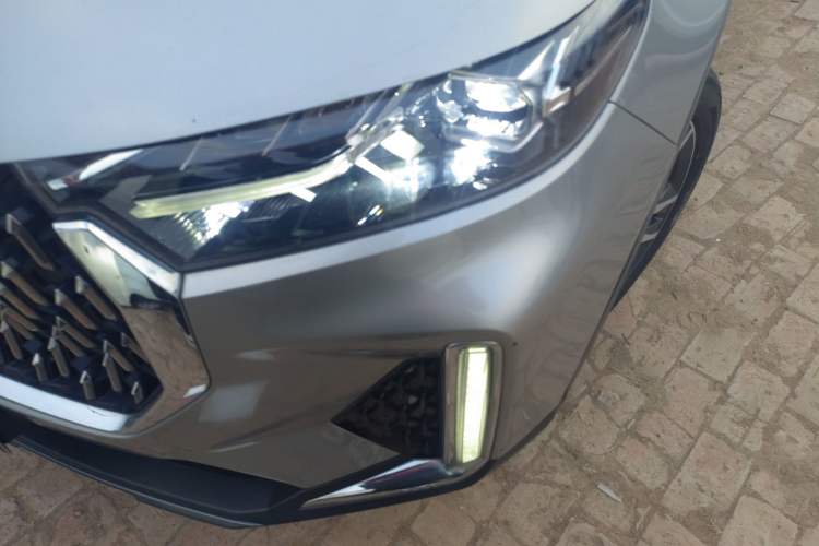 Used Bestune T99 2020 20TD Automatic Premium Edition Left Front Headlight