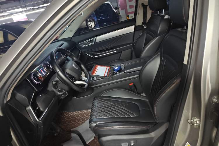 Used Bestune T99 2020 20TD Automatic Luxury Edition Left Front Seat