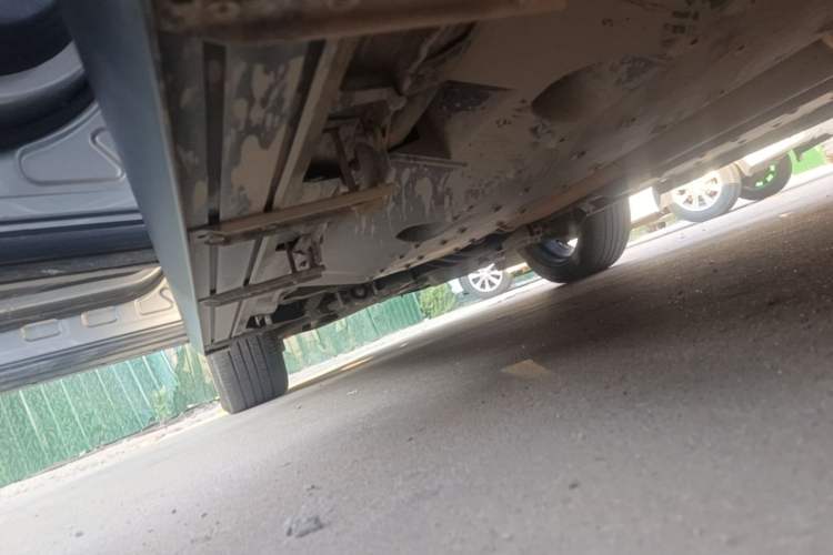 Used Bestune T99 2020 20TD Automatic Premium Edition Left Side Sill