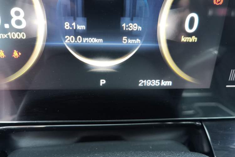 Used Bestune T99 2020 20TD Automatic Luxury Edition Odometer Close Up
