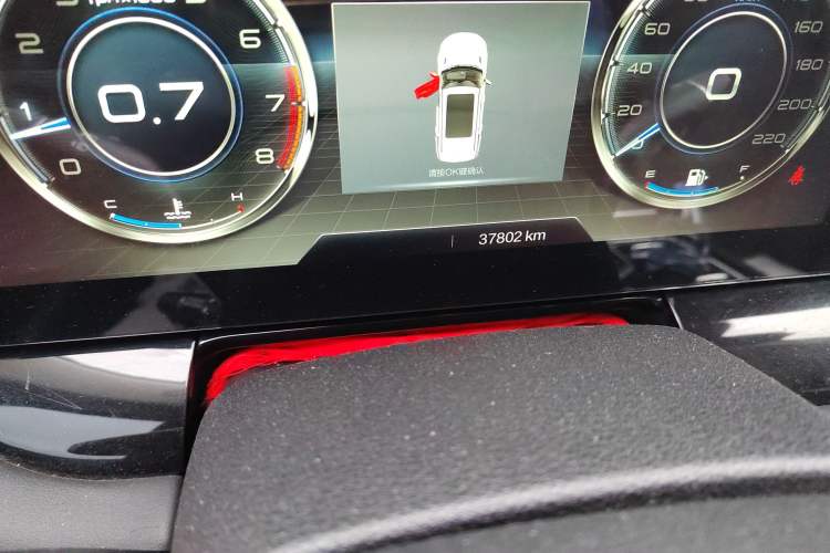 Used Bestune T99 2020 20TD Automatic Premium Edition Odometer Close Up