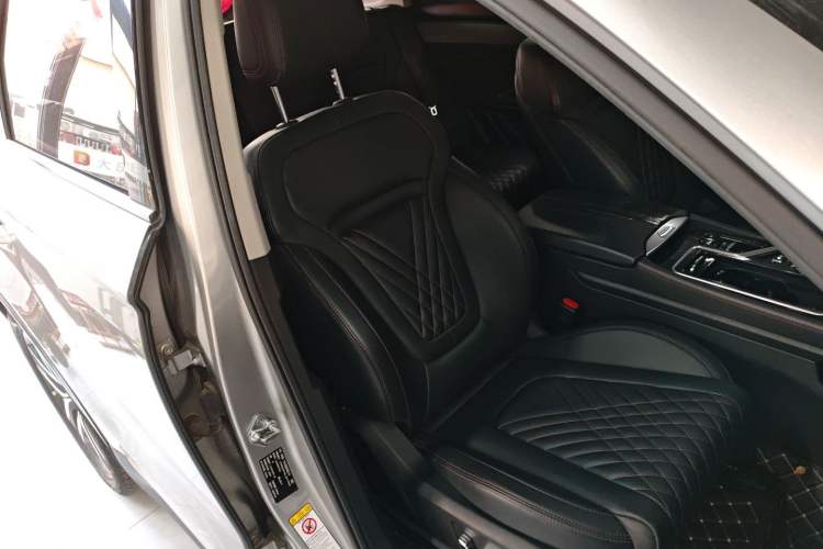 Used Bestune T99 2020 20TD Automatic Premium Edition Right Front Seat