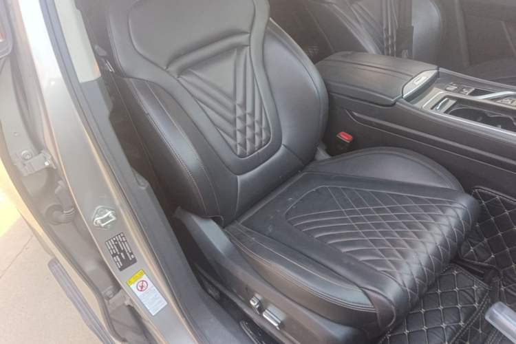 Used Bestune T99 2020 20TD Automatic Premium Edition Right Front Seat
