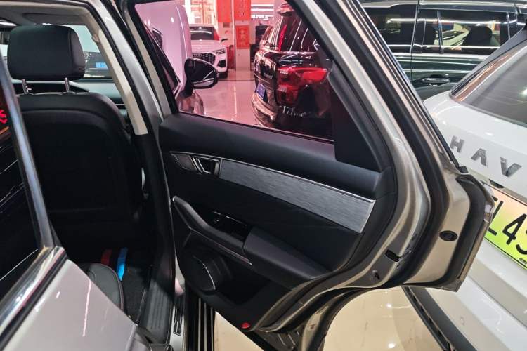 Used Bestune T99 2020 20TD Automatic Premium Edition Right Rear Door Interior