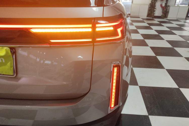 Used Bestune T99 2020 20TD Automatic Sport Premium Edition Right Rear Taillight