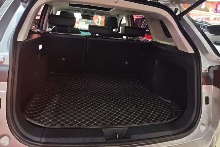 Used Bestune T99 2020 20TD Automatic Premium Edition Trunk