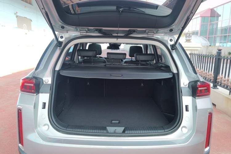 Used Bestune T99 2020 20TD Automatic Luxury Edition Trunk