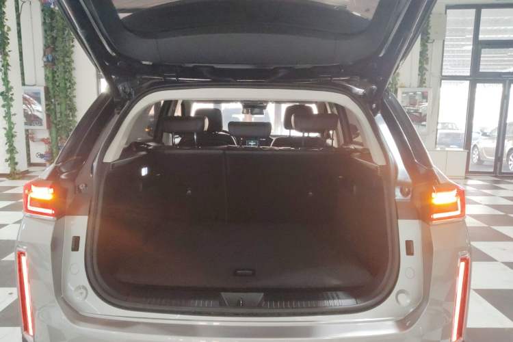 Used Bestune T99 2020 20TD Automatic Sport Premium Edition Trunk