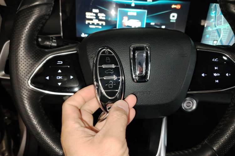 Used Bestune T99 2020 20TD Automatic Premium Edition Vehicle Key