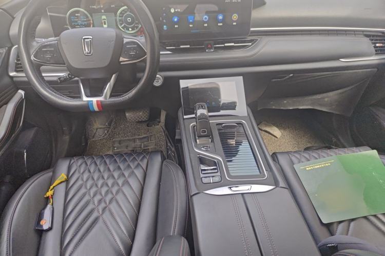 Used Bestune T99 2020 20TD Automatic Premium Edition Center Console