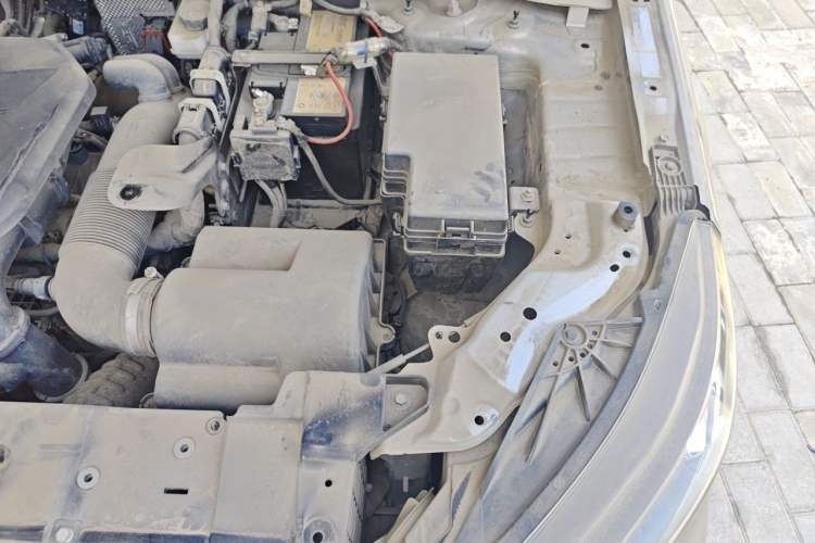 Used Bestune T99 2020 20TD Automatic Premium Edition Engine Bay Left