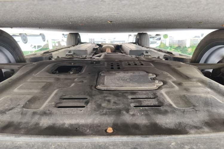 Used Bestune T99 2020 20TD Automatic Luxury Edition Chassis Front