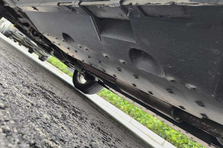 Used Bestune T99 2020 20TD Automatic Premium Edition Chassis Rear Left