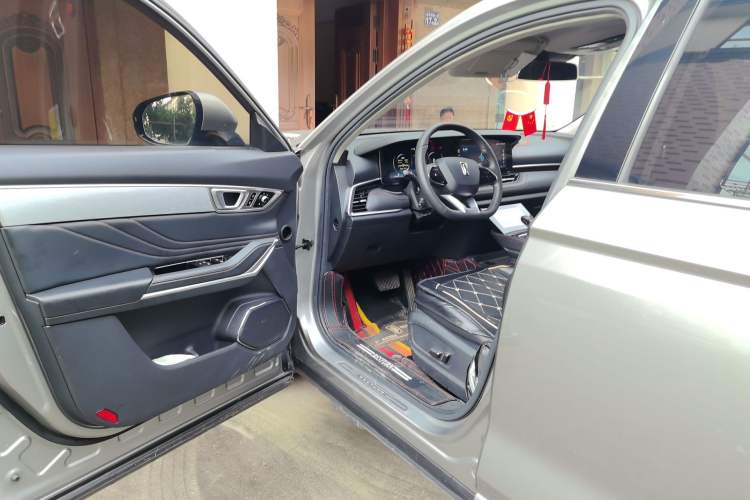 Used Bestune T99 2020 20TD Automatic Premium Edition Driver Seat