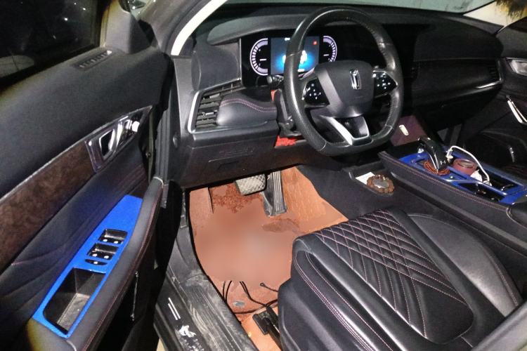 Used Bestune T99 2020 20TD Automatic Luxury Edition Driver Seat