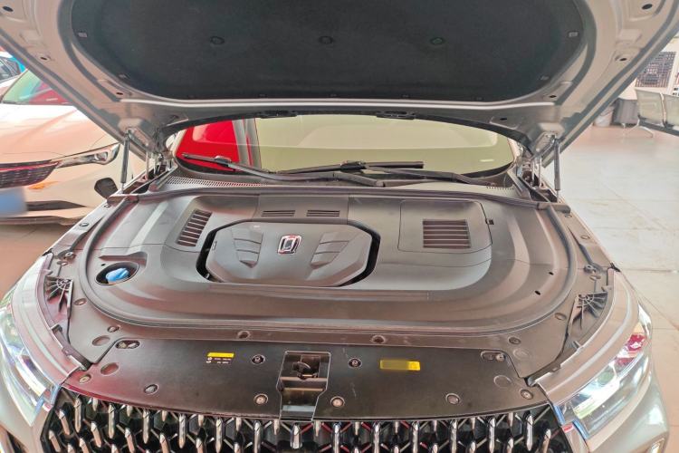 Used Bestune T99 2020 20TD Automatic Premium Edition Engine Bay