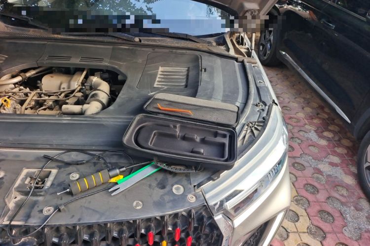 Used Bestune T99 2020 20TD Automatic Sport Premium Edition Engine Bay Left