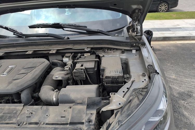Used Bestune T99 2020 20TD Automatic Premium Edition Engine Bay Left