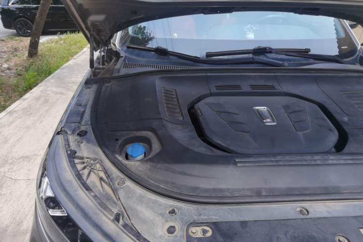 Used Bestune T99 2020 20TD Automatic Premium Edition Engine Bay Right
