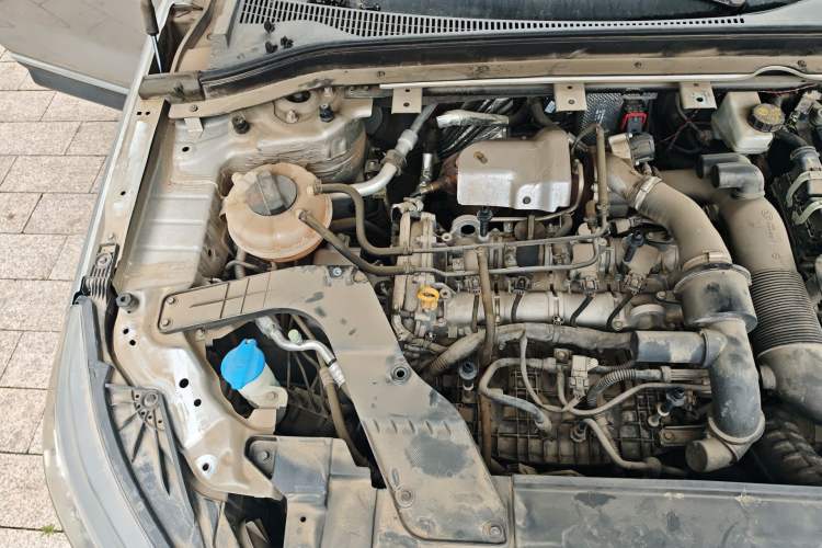 Used Bestune T99 2020 20TD Automatic Premium Edition Engine Bay Right