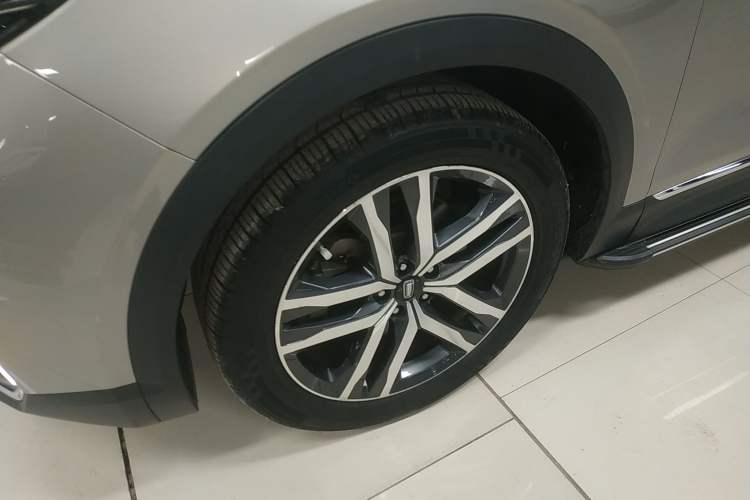 Used Bestune T99 2020 20TD Automatic Luxury Edition Exterior 4
