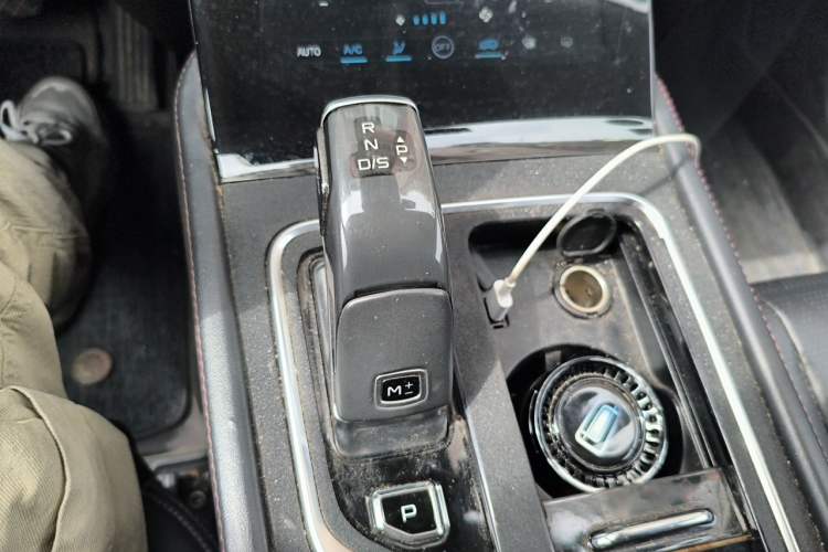 Used Bestune T99 2020 20TD Automatic Flagship Model Gear Lever