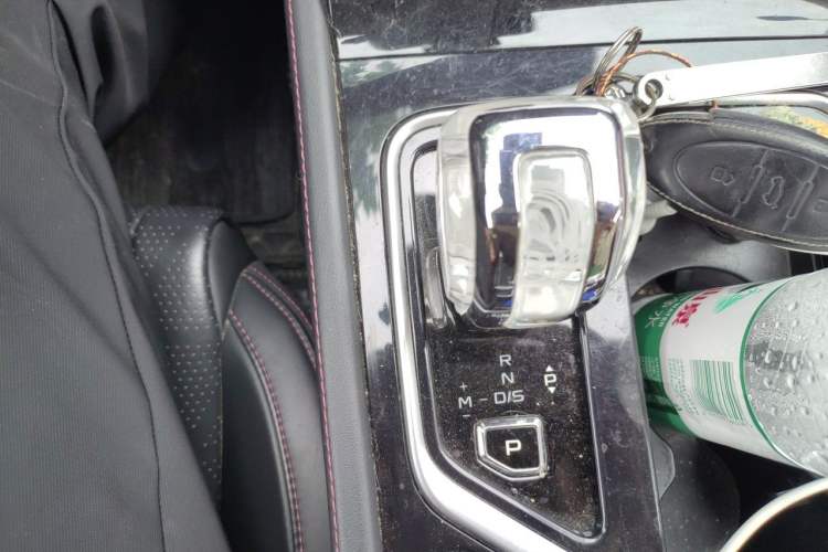 Used Bestune T99 2020 20TD Automatic Prestige Edition Gear Lever