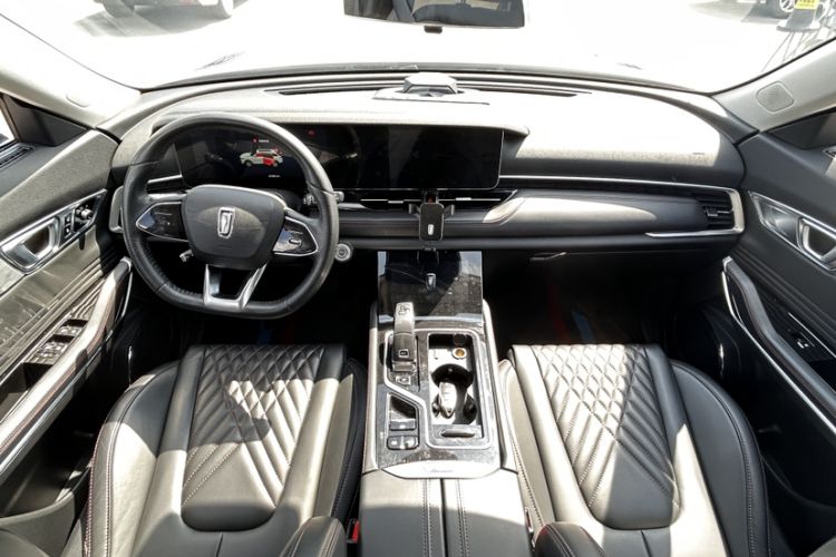 Used Bestune T99 2020 20TD Automatic Prestige Edition Interior 15