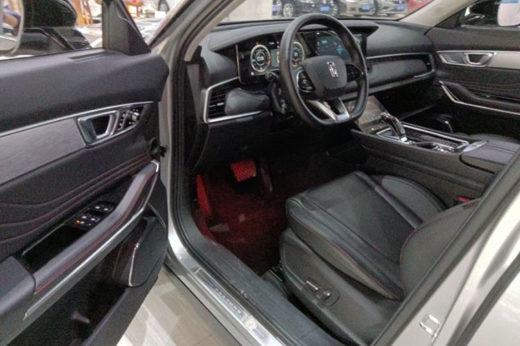 Used Bestune T99 2020 20TD Automatic Sport Premium Edition Interior 4