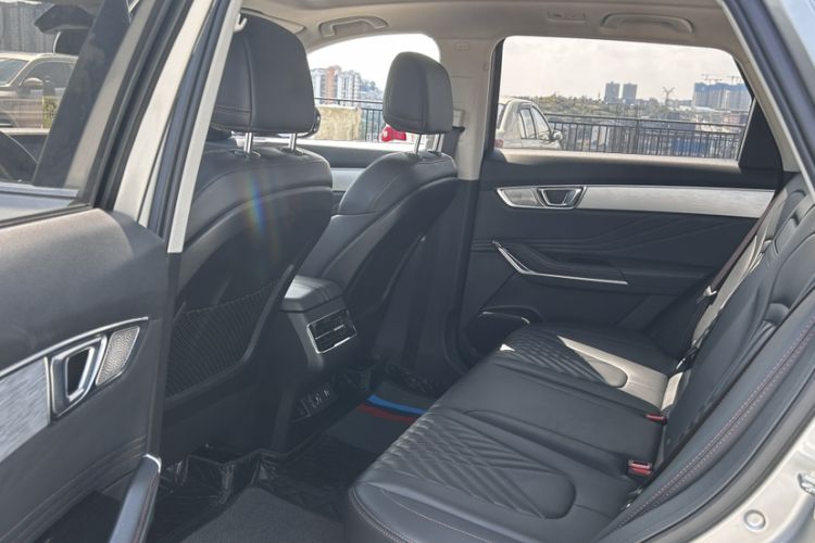 Used Bestune T99 2020 20TD Automatic Prestige Edition Interior 6