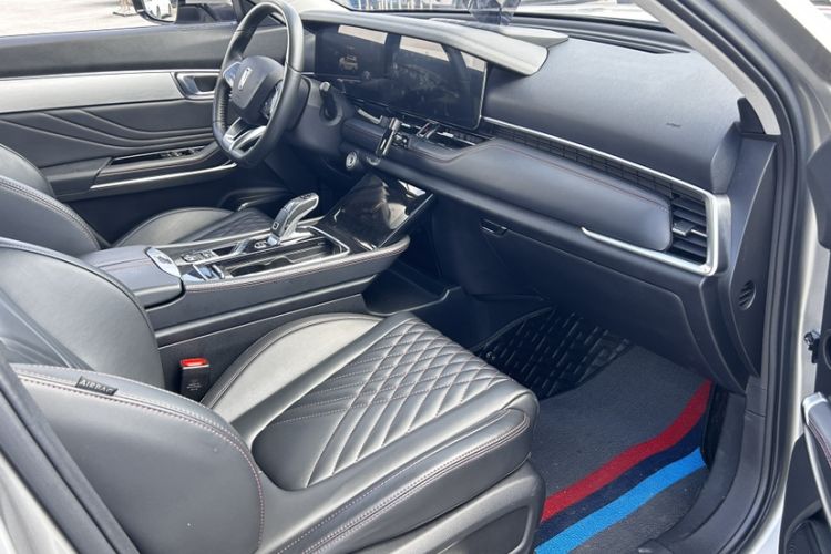 Used Bestune T99 2020 20TD Automatic Prestige Edition Interior 7