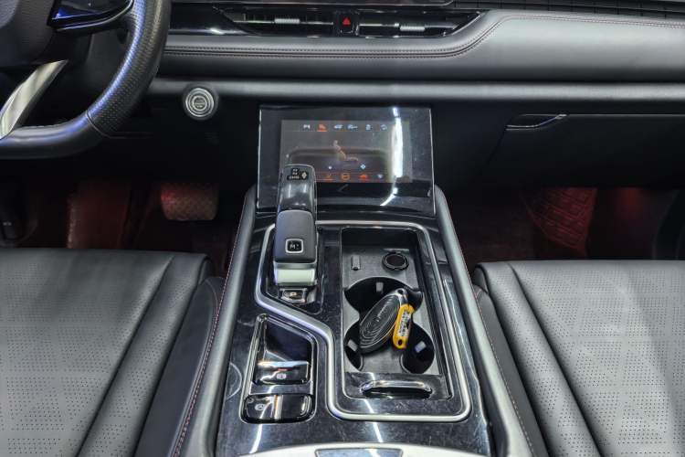 Used Bestune T99 2020 20TD Automatic Sport Premium Edition Interior 8