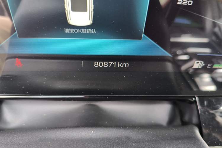 Used Bestune T99 2020 20TD Automatic Premium Edition Odometer Close Up