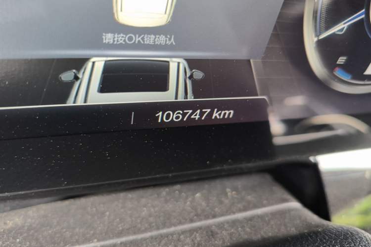 Used Bestune T99 2020 20TD Automatic Flagship Model Odometer Close Up